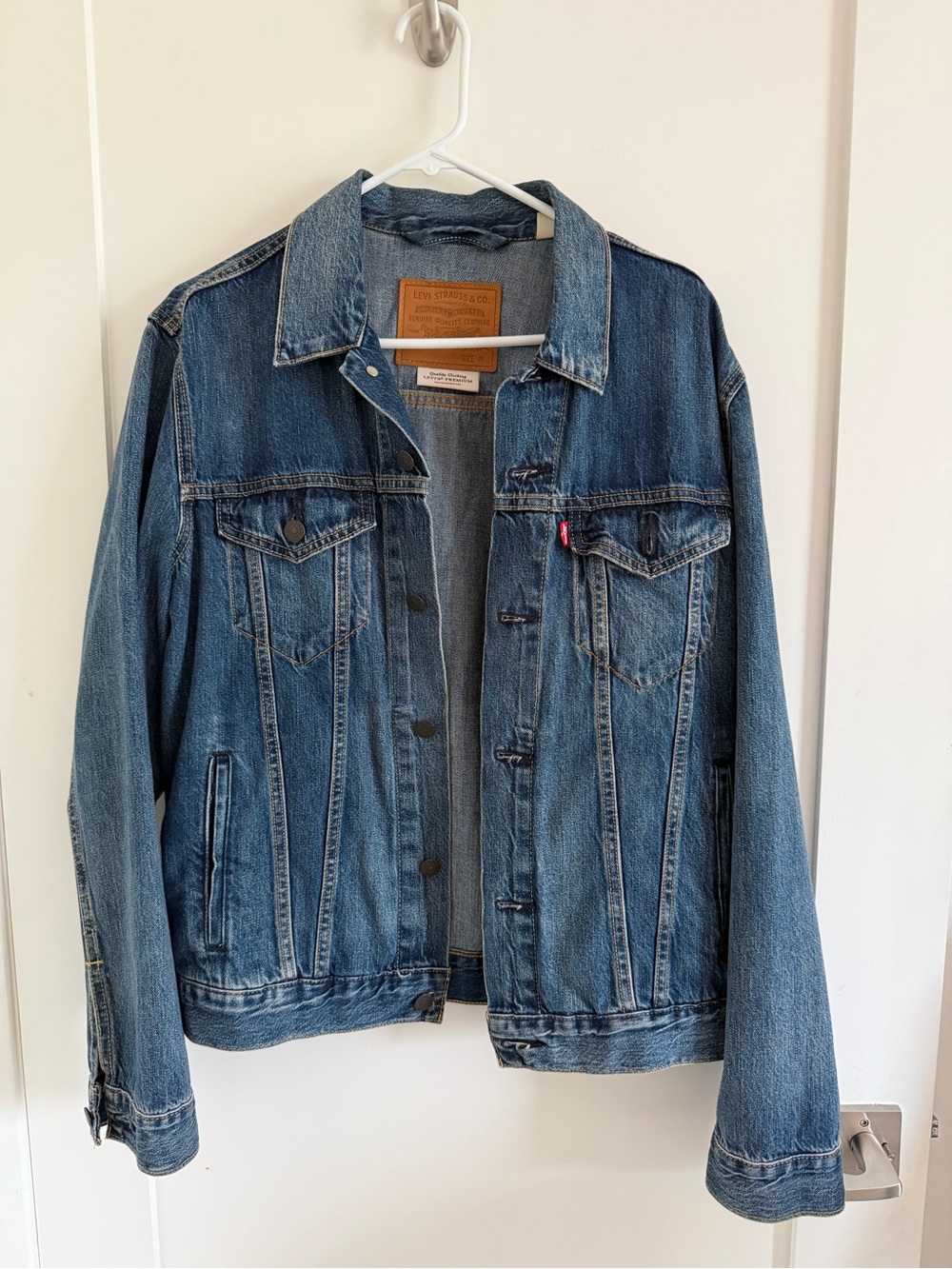 Levi's Vintage-Style Blue Denim Jacket